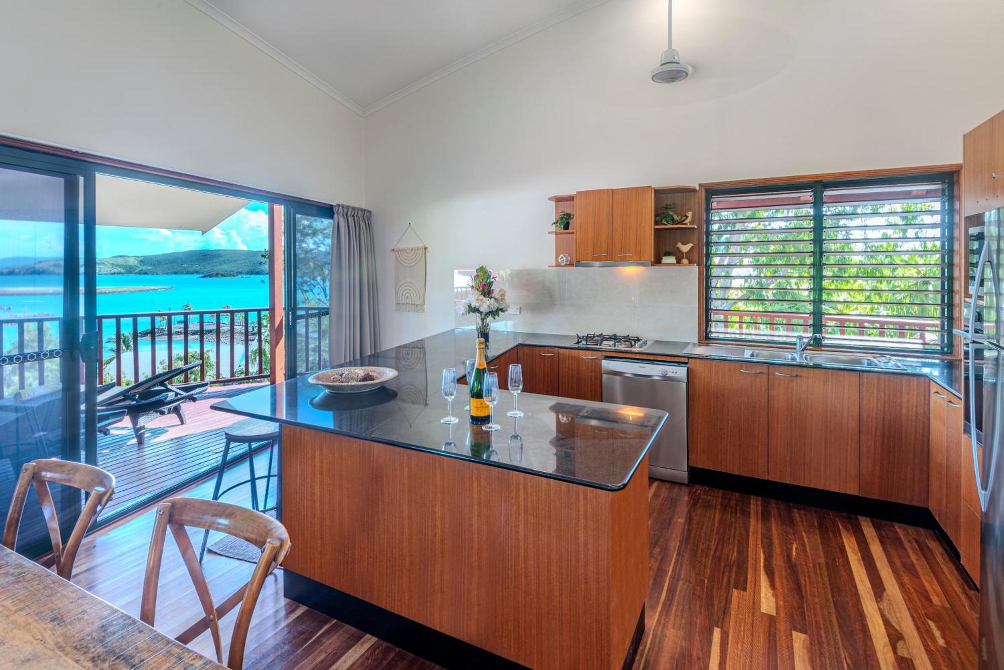 Casuarina Cove 1 On Hamilton Island By Hamorent Exterior photo